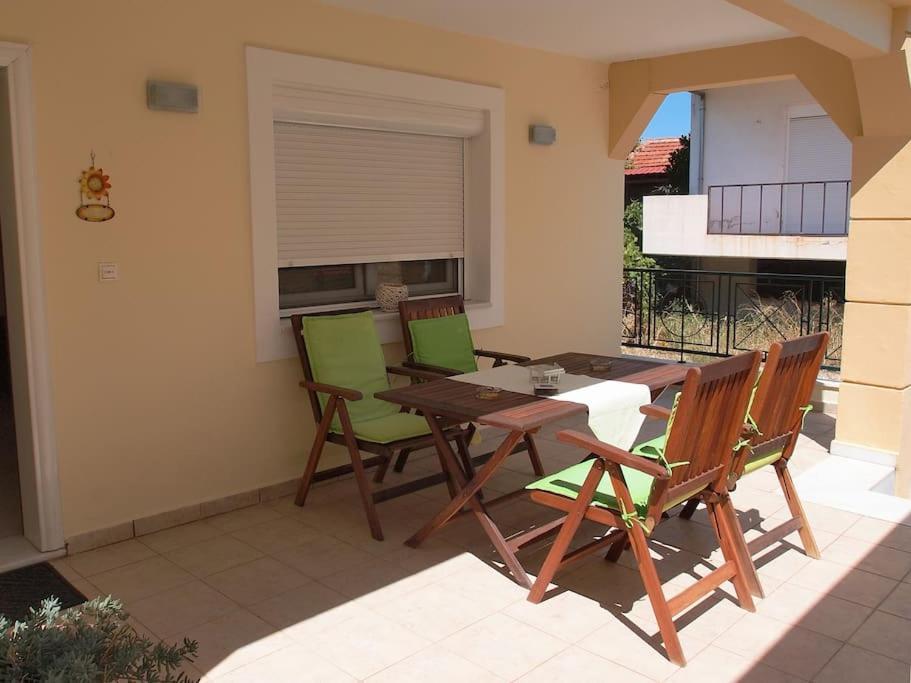 Casa Nostra Volos Luaran gambar